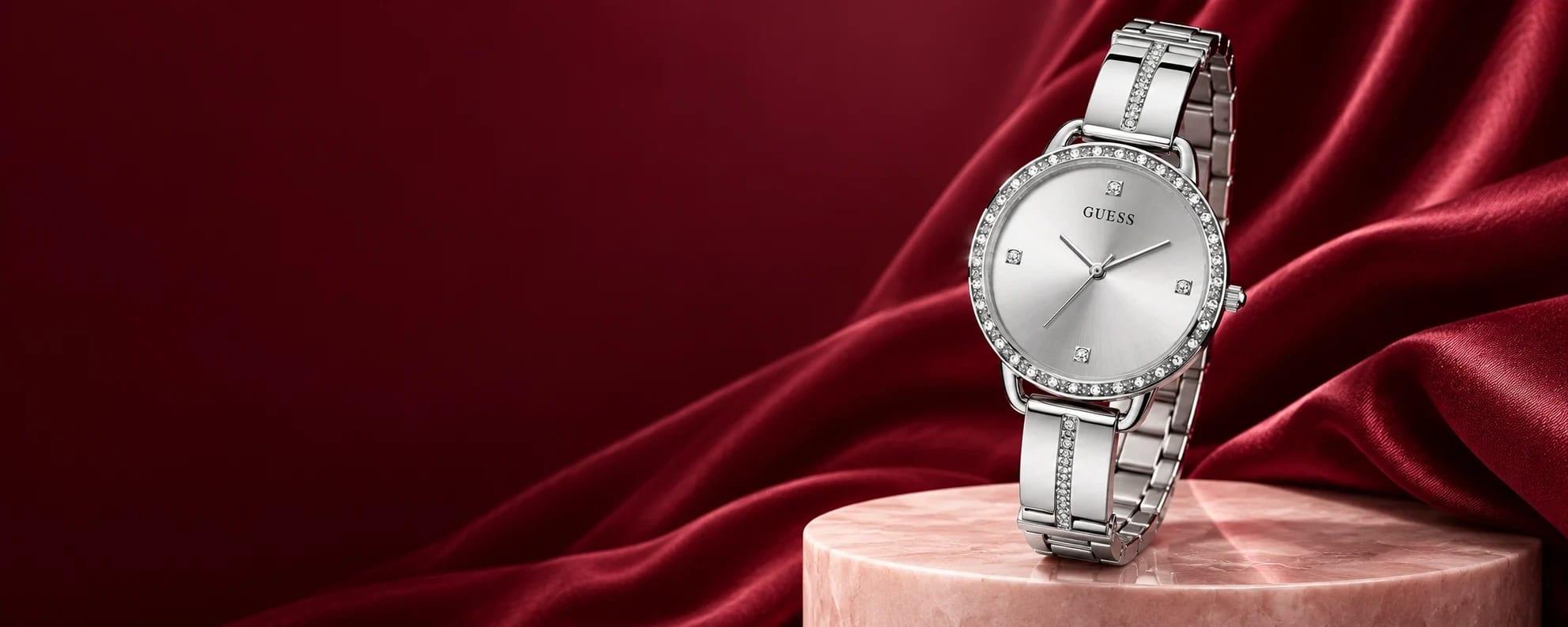 GUESS saat koleksiyonu için gerçek katalog modeli referanslı marka bannerı